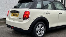 2018 (68) MINI HATCHBACK 1.5 Cooper II 5dr 4980419