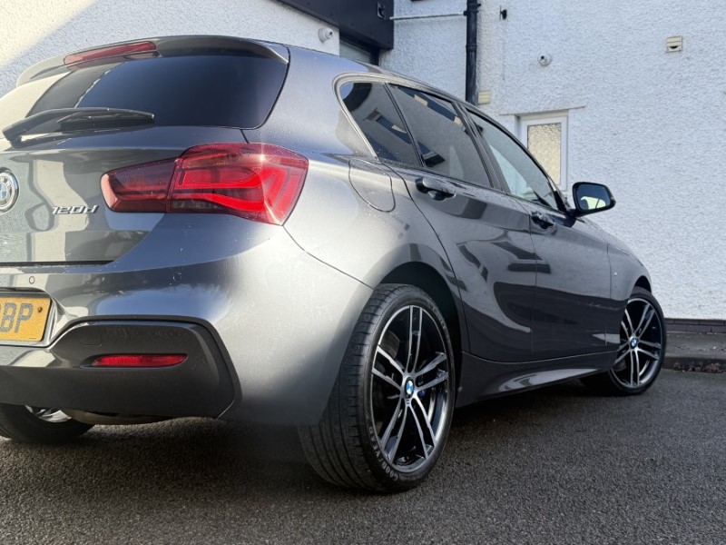 2018 (18) BMW 1 SERIES 120d xDrive M Sport Shadow Ed 5dr Step Auto 4997200