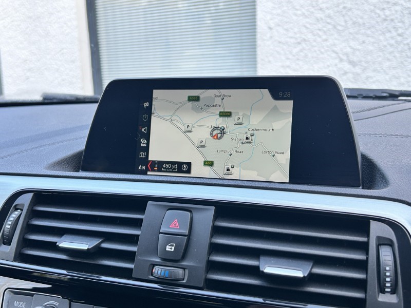 2018 (18) BMW 1 SERIES 120d xDrive M Sport Shadow Ed 5dr Step Auto 4997187