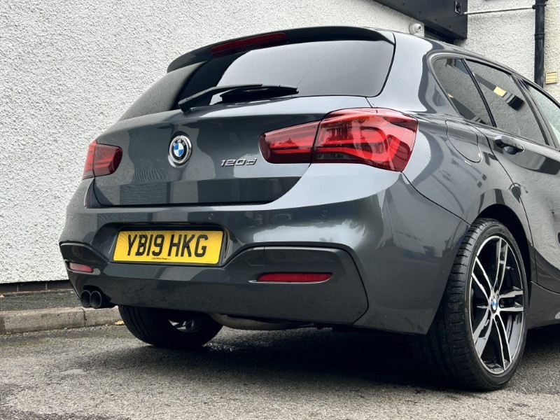 2019 (19) BMW 1 SERIES 120d M Sport Shadow Ed 5dr Step Auto 4939332