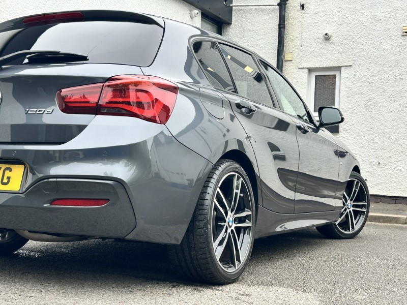 2019 (19) BMW 1 SERIES 120d M Sport Shadow Ed 5dr Step Auto 4939331