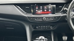 2017 (67) VAUXHALL INSIGNIA 2.0 Turbo D SRi Vx-line Nav 5dr 4972879