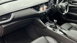 2017 (67) VAUXHALL INSIGNIA 2.0 Turbo D SRi Vx-line Nav 5dr 4972883