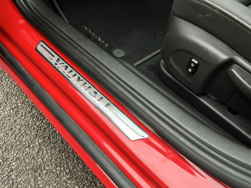 2017 (67) VAUXHALL INSIGNIA 2.0 Turbo D SRi Vx-line Nav 5dr 4972884