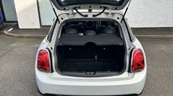 2018 (68) MINI HATCHBACK 1.5 Cooper Classic II 5dr 5039506