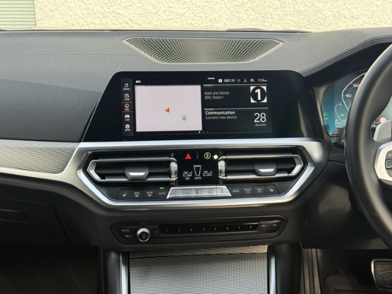 2021 (21) BMW 3 SERIES M340d xDrive MHT 5dr Step Auto 4997071