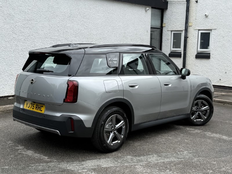 2026 (75) MINI COUNTRYMAN 1.5 C Classic 5dr Auto 5658374