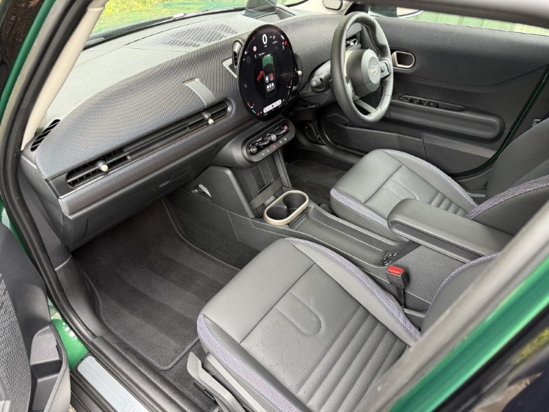2026 (75) MINI COOPER 1.5 C Classic 5dr Auto 5659444