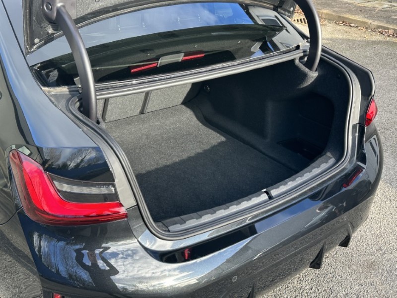 2025 (25) BMW 3 SERIES 320i M Sport 4dr Step Auto 5006262