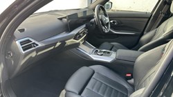 2025 (25) BMW 3 SERIES 320i M Sport 4dr Step Auto 5006265