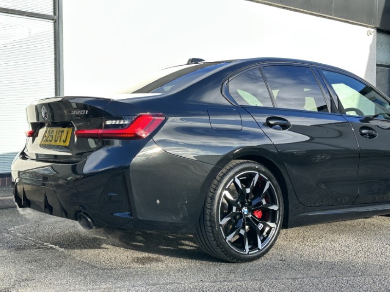 2025 (25) BMW 3 SERIES 320i M Sport 4dr Step Auto 5006293