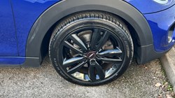 2019 (19) MINI HATCHBACK 2.0 Cooper S Sport II 3dr Auto 5062847