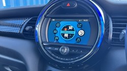 2019 (19) MINI HATCHBACK 2.0 Cooper S Sport II 3dr Auto 5062829