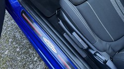 2019 (19) MINI HATCHBACK 2.0 Cooper S Sport II 3dr Auto 5062818