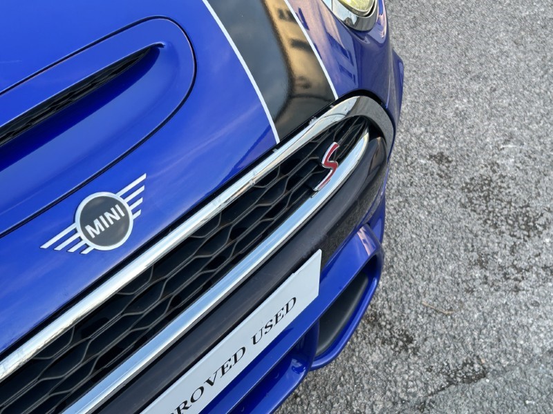 2019 (19) MINI HATCHBACK 2.0 Cooper S Sport II 3dr Auto 5062840