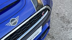 2019 (19) MINI HATCHBACK 2.0 Cooper S Sport II 3dr Auto 5062840