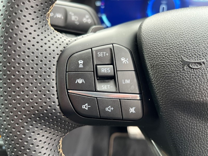 2023 (72) FORD PUMA 1.0 EcoBoost Hb mHEV 155 ST-Line X Gold Ed 5dr DCT 3415180