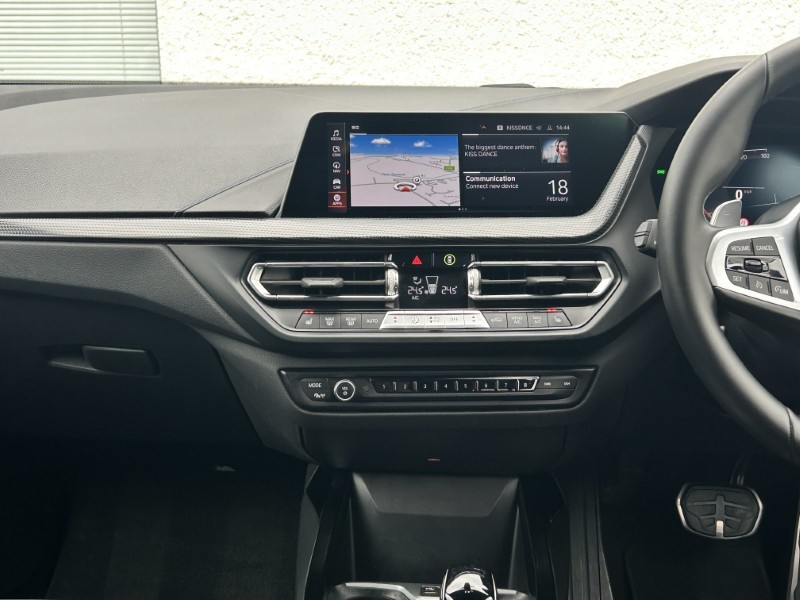 2022 (22) BMW 1 SERIES 120d xDrive M Sport 5dr Step Auto [LCP] 5082026