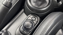 2023 (73) MINI HATCHBACK 1.5 Cooper Exclusive Premium 3dr Auto 5055309