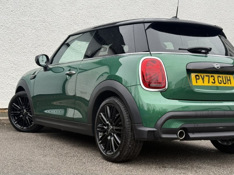 2023 (73) MINI HATCHBACK 1.5 Cooper Exclusive Premium 3dr Auto 5055325
