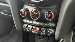 2023 (73) MINI HATCHBACK 1.5 Cooper Exclusive Premium 3dr Auto 5055305