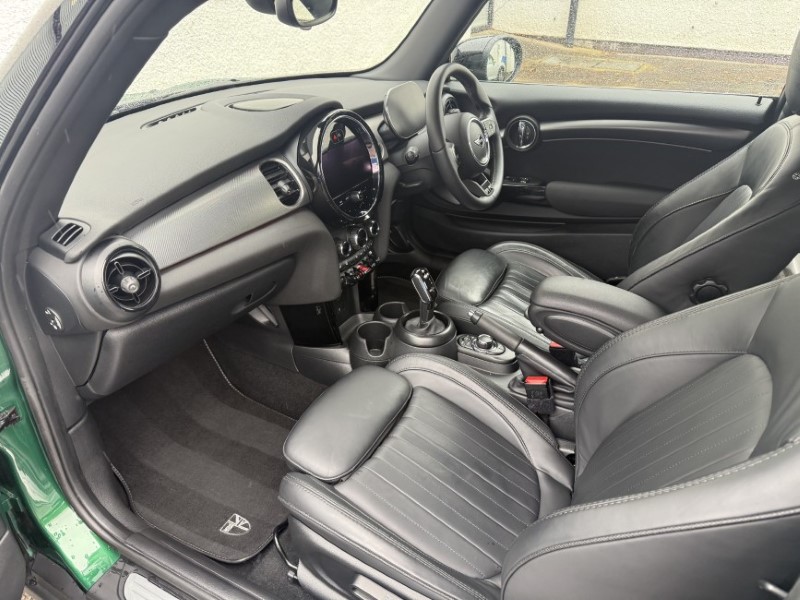 2023 (73) MINI HATCHBACK 1.5 Cooper Exclusive Premium 3dr Auto 5055322