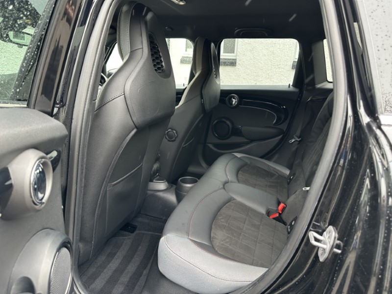 2023 (73) MINI HATCHBACK 1.5 Cooper Sport Premium 3dr Auto 5054964