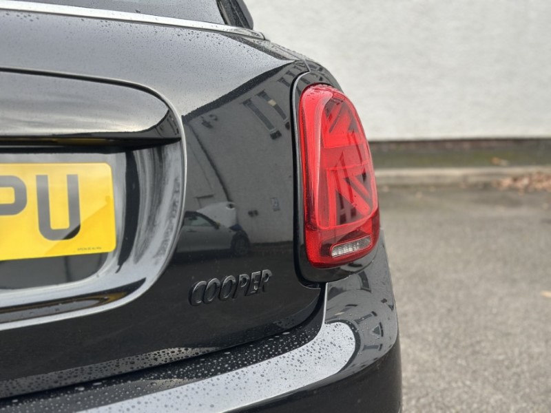 2023 (73) MINI HATCHBACK 1.5 Cooper Sport Premium 3dr Auto 5054961