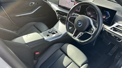 2025 (25) BMW 3 SERIES 330e 22.3 kWh M Sport 4dr Step Auto 5075164