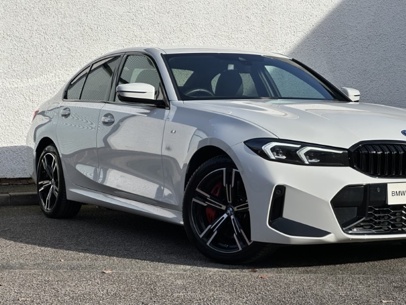 2025 (25) BMW 3 SERIES 330e 22.3 kWh M Sport 4dr Step Auto 5075138