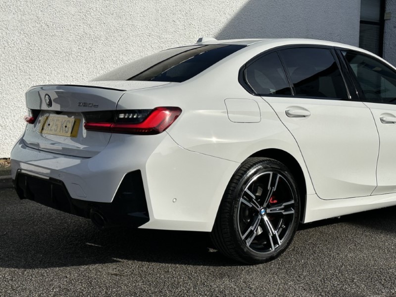 2025 (25) BMW 3 SERIES 330e 22.3 kWh M Sport 4dr Step Auto 5075135