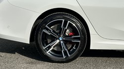 2025 (25) BMW 3 SERIES 330e 22.3 kWh M Sport 4dr Step Auto 5075132