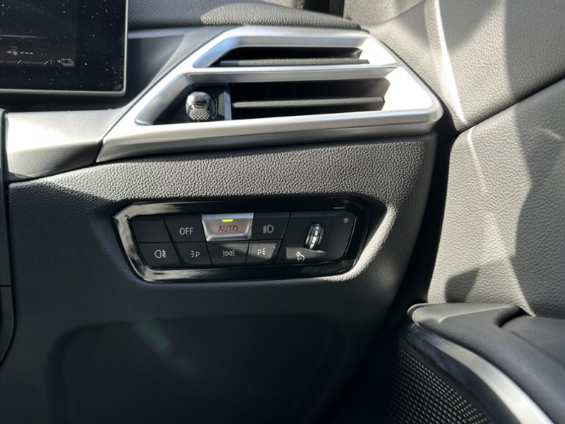 2025 (25) BMW 3 SERIES 330e 22.3 kWh M Sport 4dr Step Auto 5075156