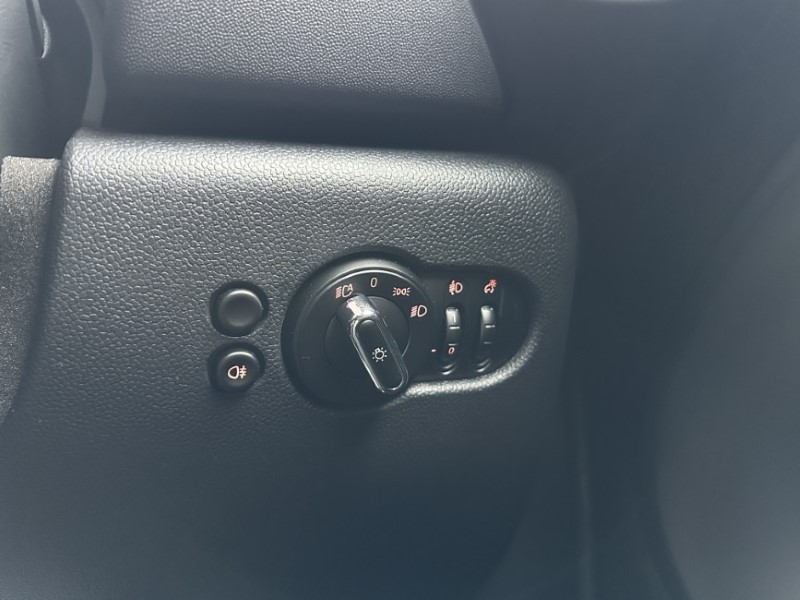 2022 (72) MINI HATCHBACK 1.5 Cooper Exclusive 5dr Auto 5057349