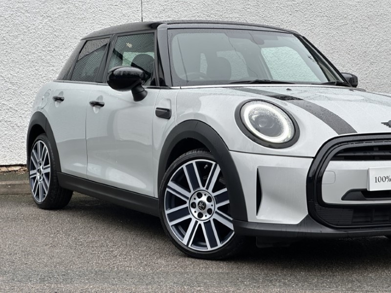 2022 (72) MINI HATCHBACK 1.5 Cooper Exclusive 5dr Auto 5057329