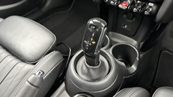 2022 (72) MINI HATCHBACK 1.5 Cooper Exclusive 5dr Auto 5057343