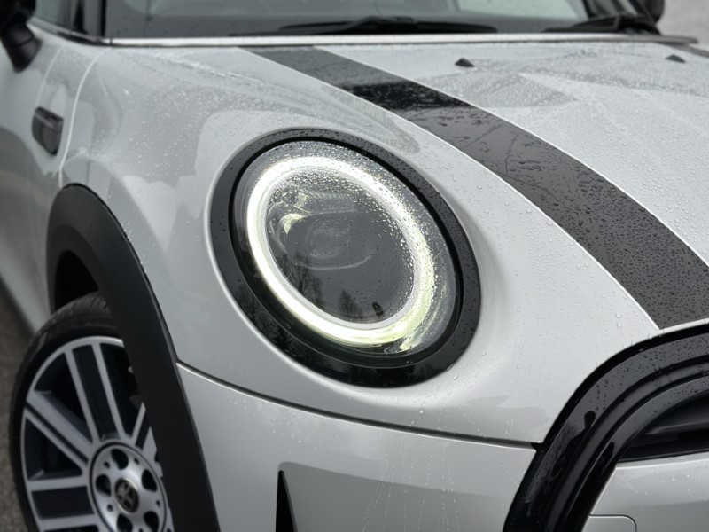 2022 (72) MINI HATCHBACK 1.5 Cooper Exclusive 5dr Auto 5057331