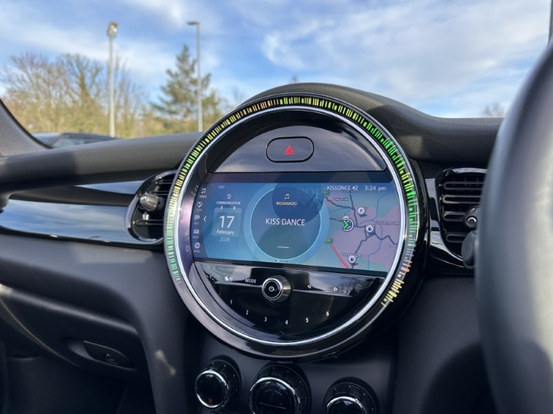 2022 (72) MINI CONVERTIBLE 1.5 Cooper Sport 2dr 5076207