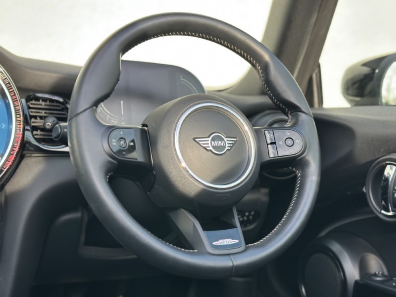 2022 (72) MINI CONVERTIBLE 1.5 Cooper Sport 2dr 5076189