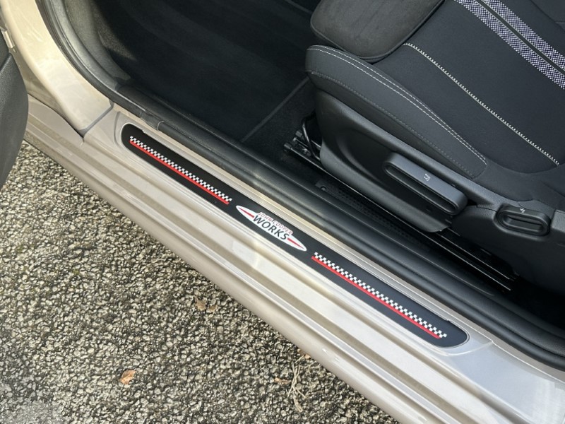 2022 (72) MINI CONVERTIBLE 1.5 Cooper Sport 2dr 5076186