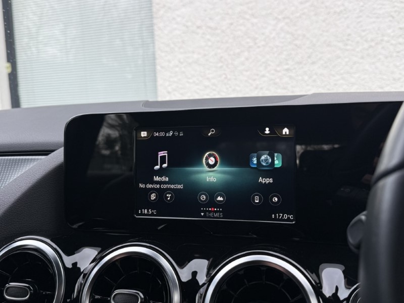 2021 (21) MERCEDES-BENZ GLA 200 Sport 5dr Auto 5068827