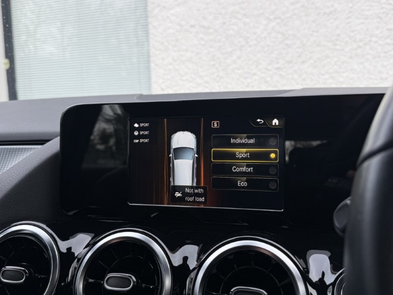 2021 (21) MERCEDES-BENZ GLA 200 Sport 5dr Auto 5068825