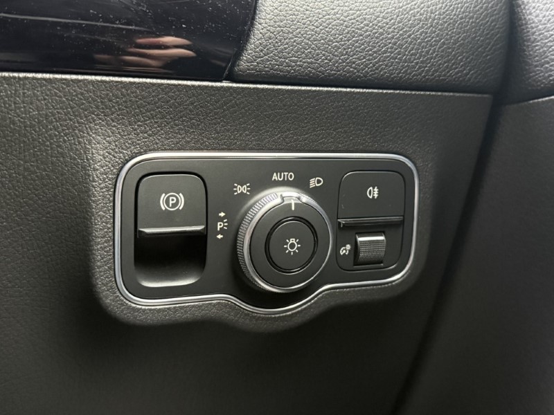 2021 (21) MERCEDES-BENZ GLA 200 Sport 5dr Auto 5068835