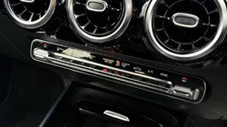 2021 (21) MERCEDES-BENZ GLA 200 Sport 5dr Auto 5068829