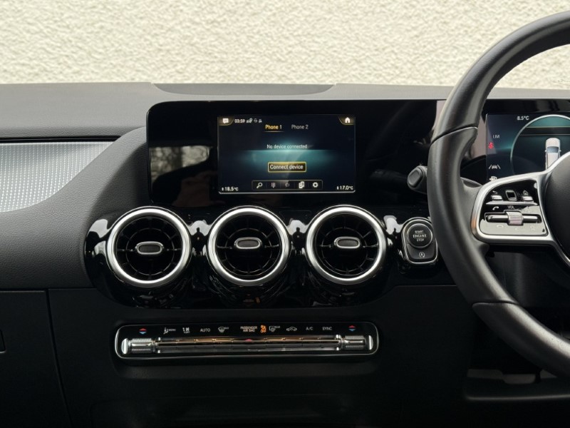 2021 (21) MERCEDES-BENZ GLA 200 Sport 5dr Auto 5068822