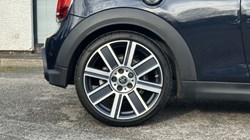 2022 (72) MINI CONVERTIBLE 2.0 Cooper S Exclusive 2dr Auto 5124390