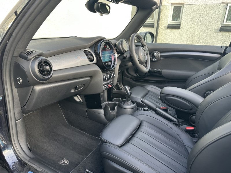 2022 (72) MINI CONVERTIBLE 2.0 Cooper S Exclusive 2dr Auto 5124381