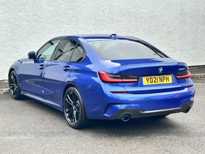 2021 (21) BMW 3 SERIES 320i M Sport 4dr Step Auto
