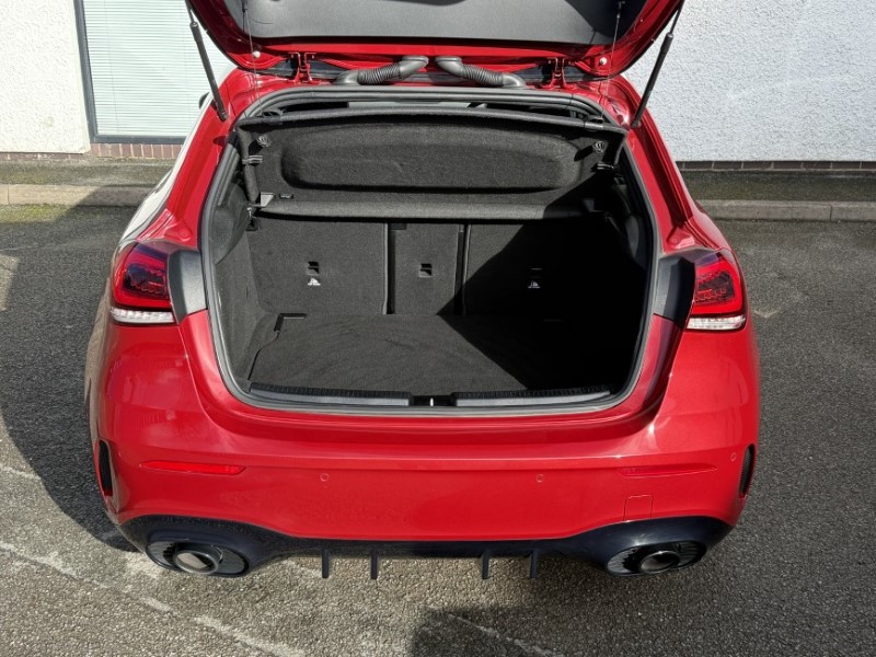 2021 (21) MERCEDES-BENZ A CLASS A35 4Matic Premium 5dr Auto 5067135