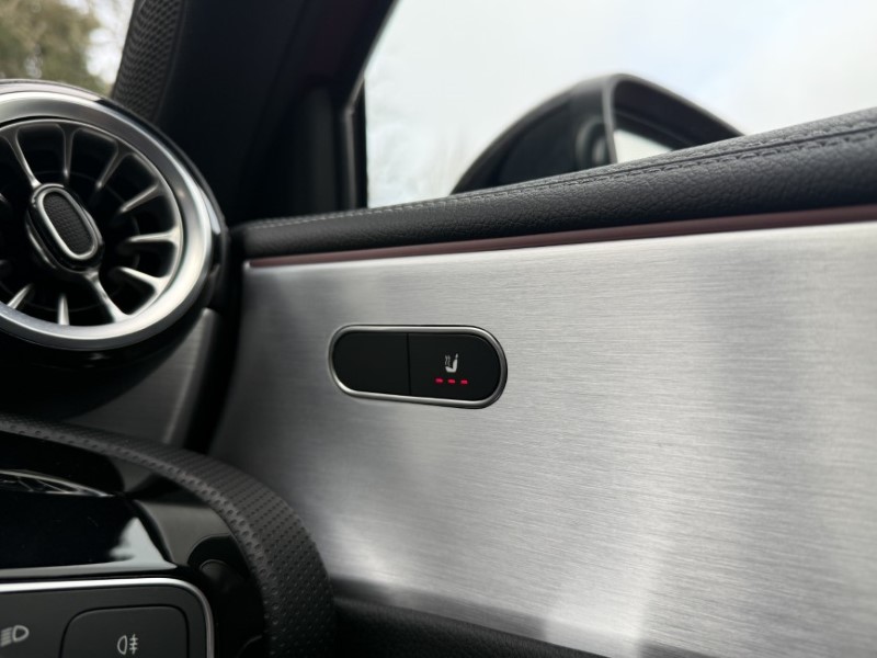 2021 (21) MERCEDES-BENZ A CLASS A35 4Matic Premium 5dr Auto 5067124